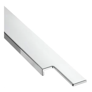 Información sobre el artículo Si combina perfiles tiradores de dimensiones estándar con perfiles tiradores personalizados Service+ en un mueble, pida también las dimensiones estándar como servicio personalizado Service+. Esto garantiza un aspecto uniforme de las superficies. Profundidad 37,00 mm Ancho 10,00 mm Grosor de perfil 3,00 mm Material Aluminio Atributos de información adicional En las longitudes 300–1200 mm, la nervadura de arpón está entallada lateralmente 10 mm. Lápiz para retocar color acero inoxidable 007.33.060 Lápiz para retocar negro 007.33.061