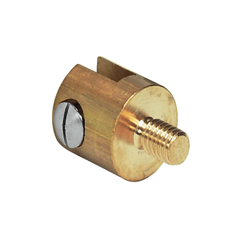 Pieza de Conexión para Sistema Central de Cierre - Montaje en Pared Dorsal Pieza de conexión de latón diseñada para sistemas centrales de cierre, con montaje en pared dorsal. Fabricada en latón de alta calidad, combina funcionalidad y durabilidad. Opcionalmente combinable con cerradura de presión para sistema central de cierre o cerradura sobrepuesta. Incorpora sistema de enganche con resorte ajustable en altura y guías para palanca compatibles con barra de cierre y barra de presión (cierre antipánico).